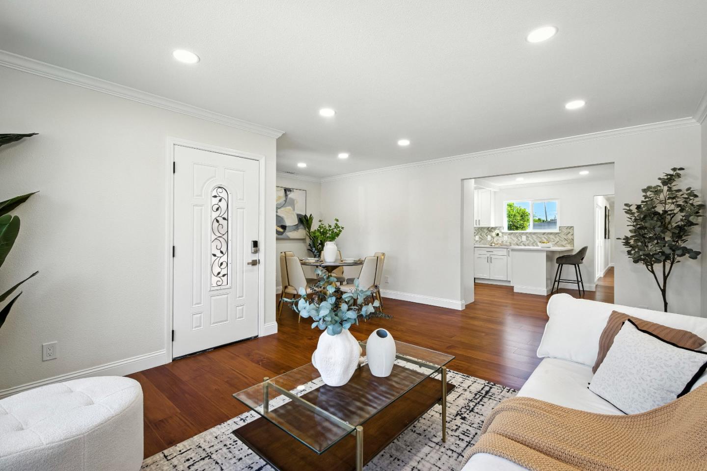 Detail Gallery Image 19 of 50 For 552 Borregas Ave, Sunnyvale,  CA 94085 - 5 Beds | 3 Baths