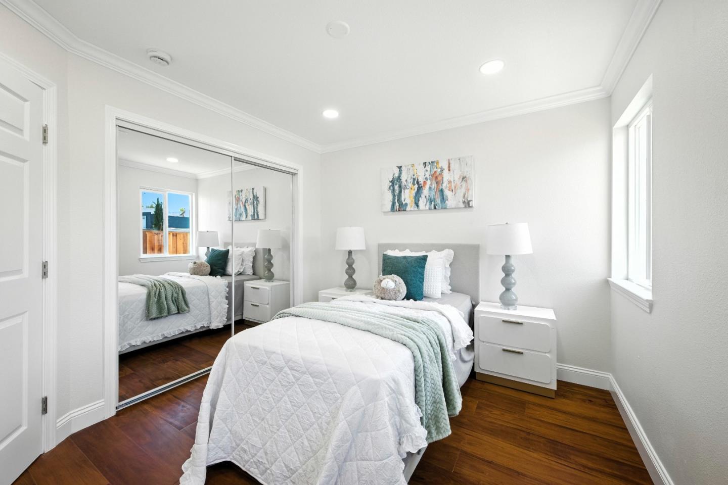 Detail Gallery Image 35 of 50 For 552 Borregas Ave, Sunnyvale,  CA 94085 - 5 Beds | 3 Baths