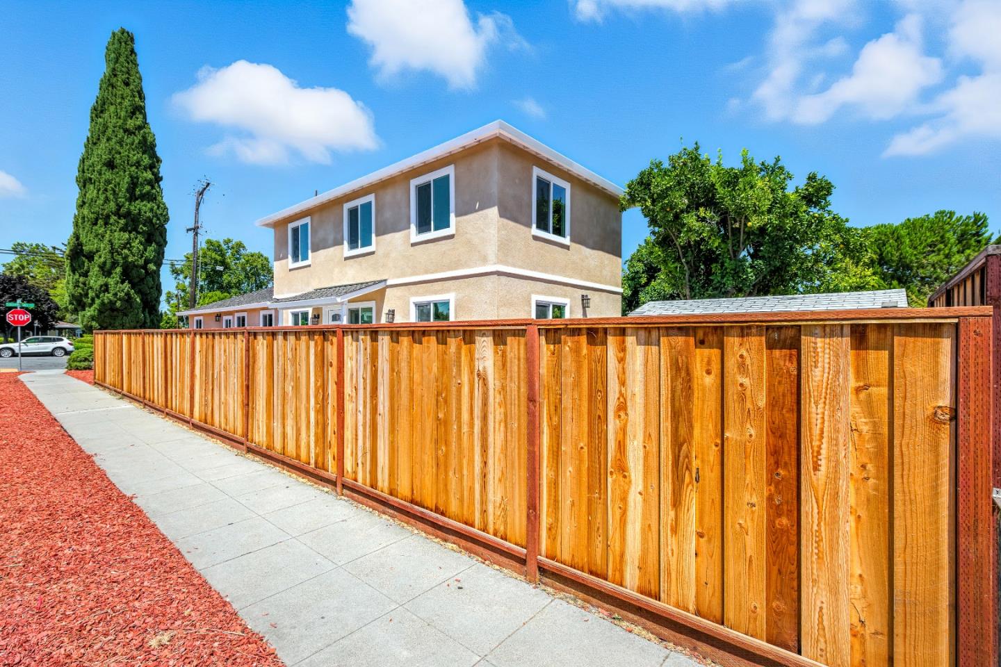 Detail Gallery Image 9 of 50 For 552 Borregas Ave, Sunnyvale,  CA 94085 - 5 Beds | 3 Baths