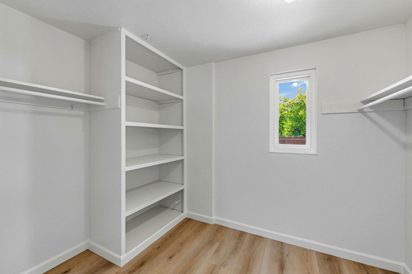 Detail Gallery Image 29 of 39 For 37088 Arden St, Newark,  CA 94560 - 5 Beds | 3 Baths