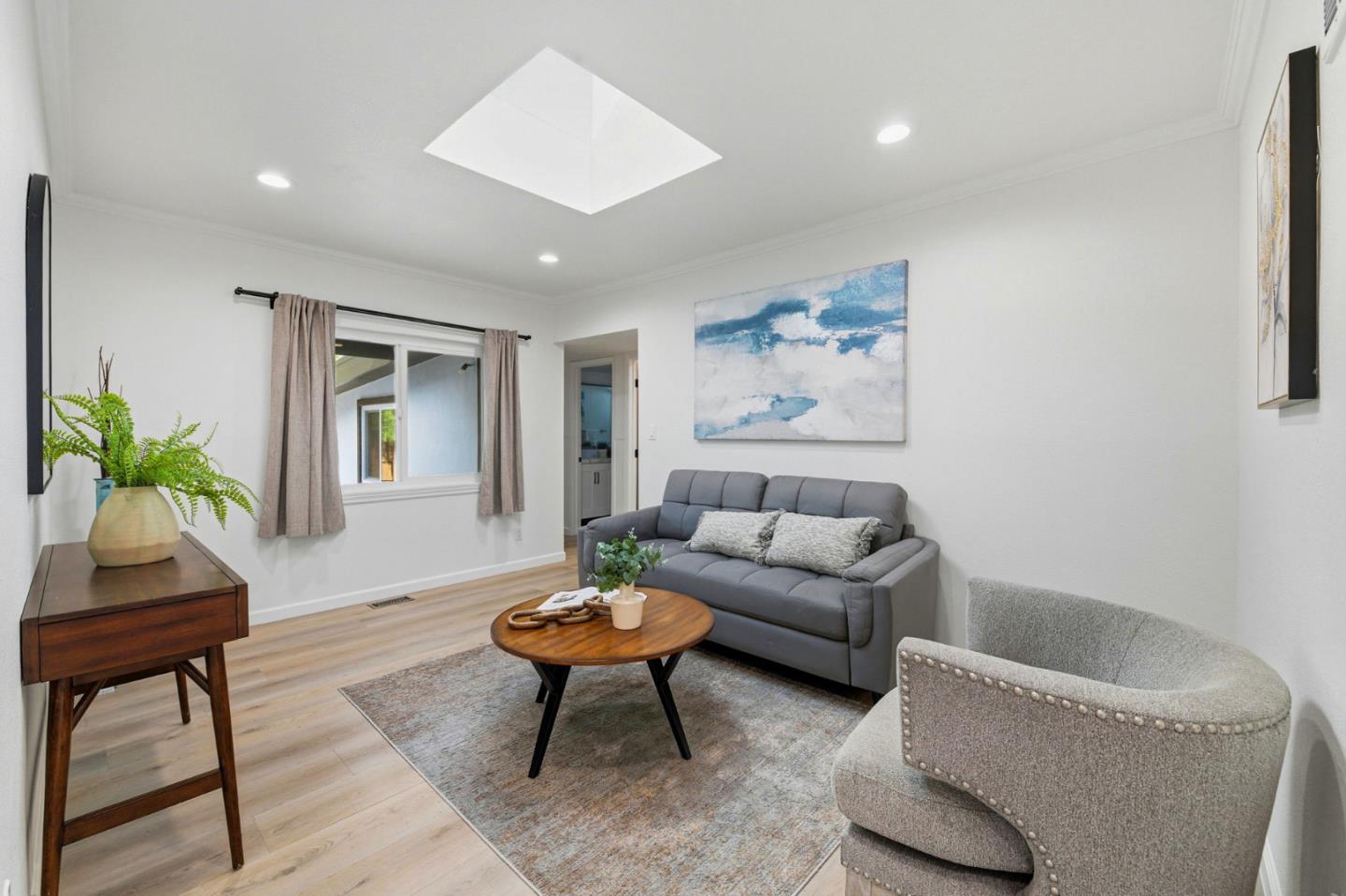 Detail Gallery Image 5 of 39 For 37088 Arden St, Newark,  CA 94560 - 5 Beds | 3 Baths