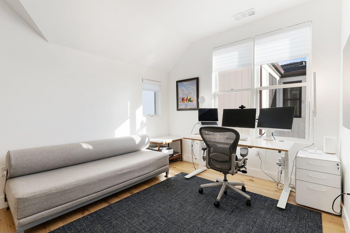 Detail Gallery Image 43 of 62 For 100 Bay Crest Rd, Santa Cruz,  CA 95062 - 3 Beds | 3/1 Baths