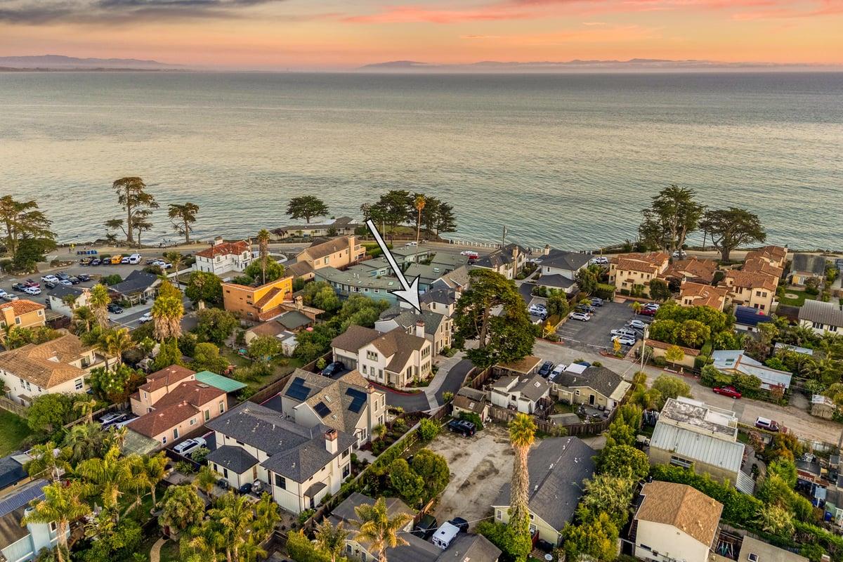 Detail Gallery Image 5 of 62 For 100 Bay Crest Rd, Santa Cruz,  CA 95062 - 3 Beds | 3/1 Baths