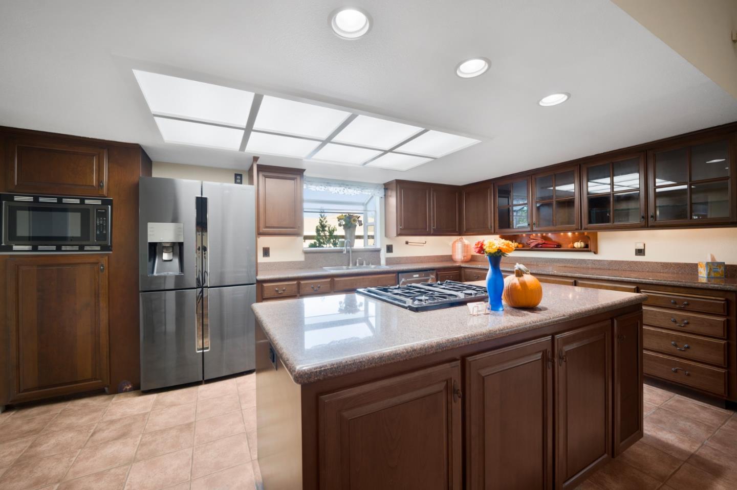 Detail Gallery Image 20 of 33 For 16715 Cerro Vista Drive, Morgan Hill,  CA 95037 - 3 Beds | 2 Baths