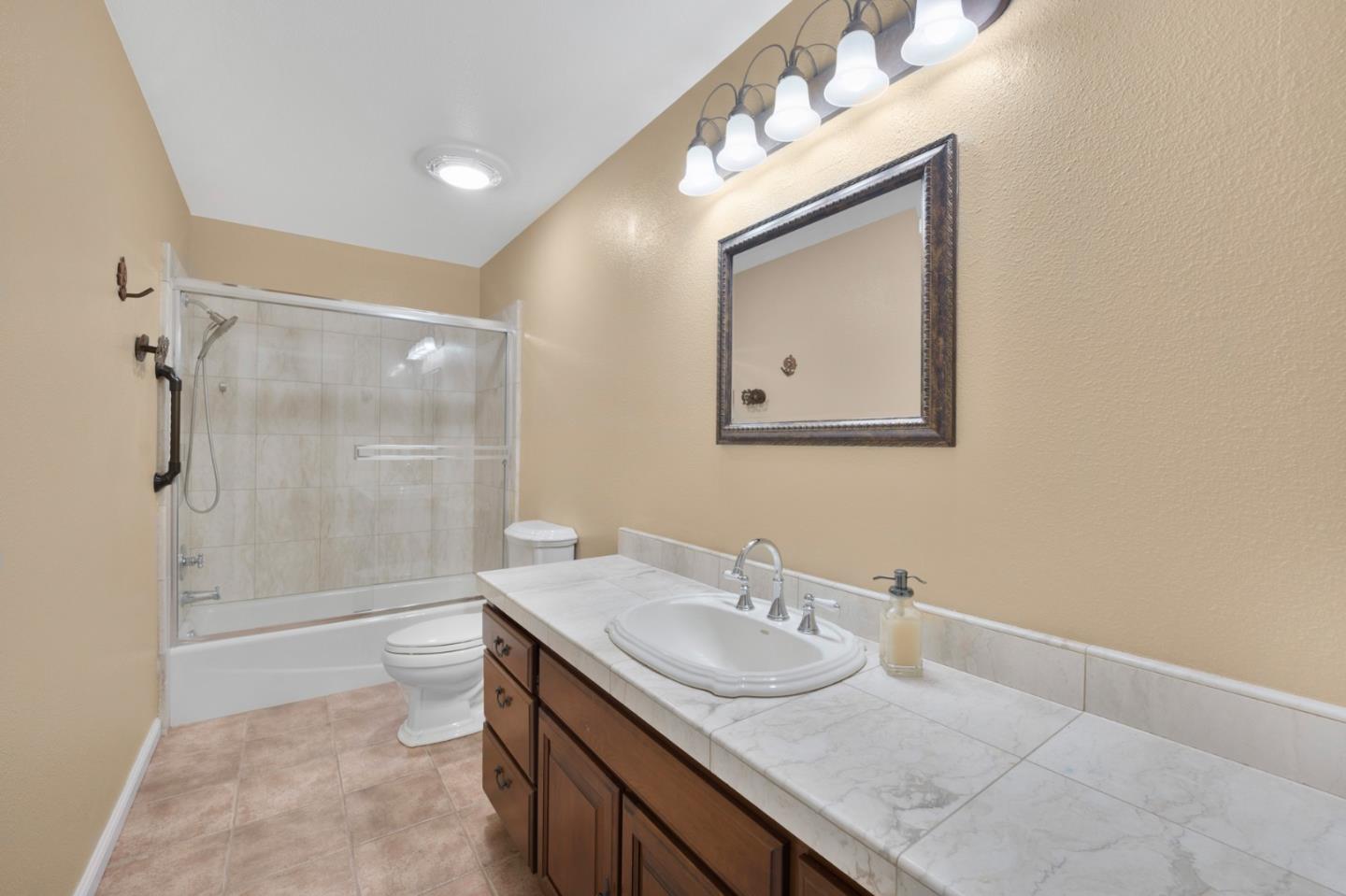 Detail Gallery Image 31 of 33 For 16715 Cerro Vista Drive, Morgan Hill,  CA 95037 - 3 Beds | 2 Baths