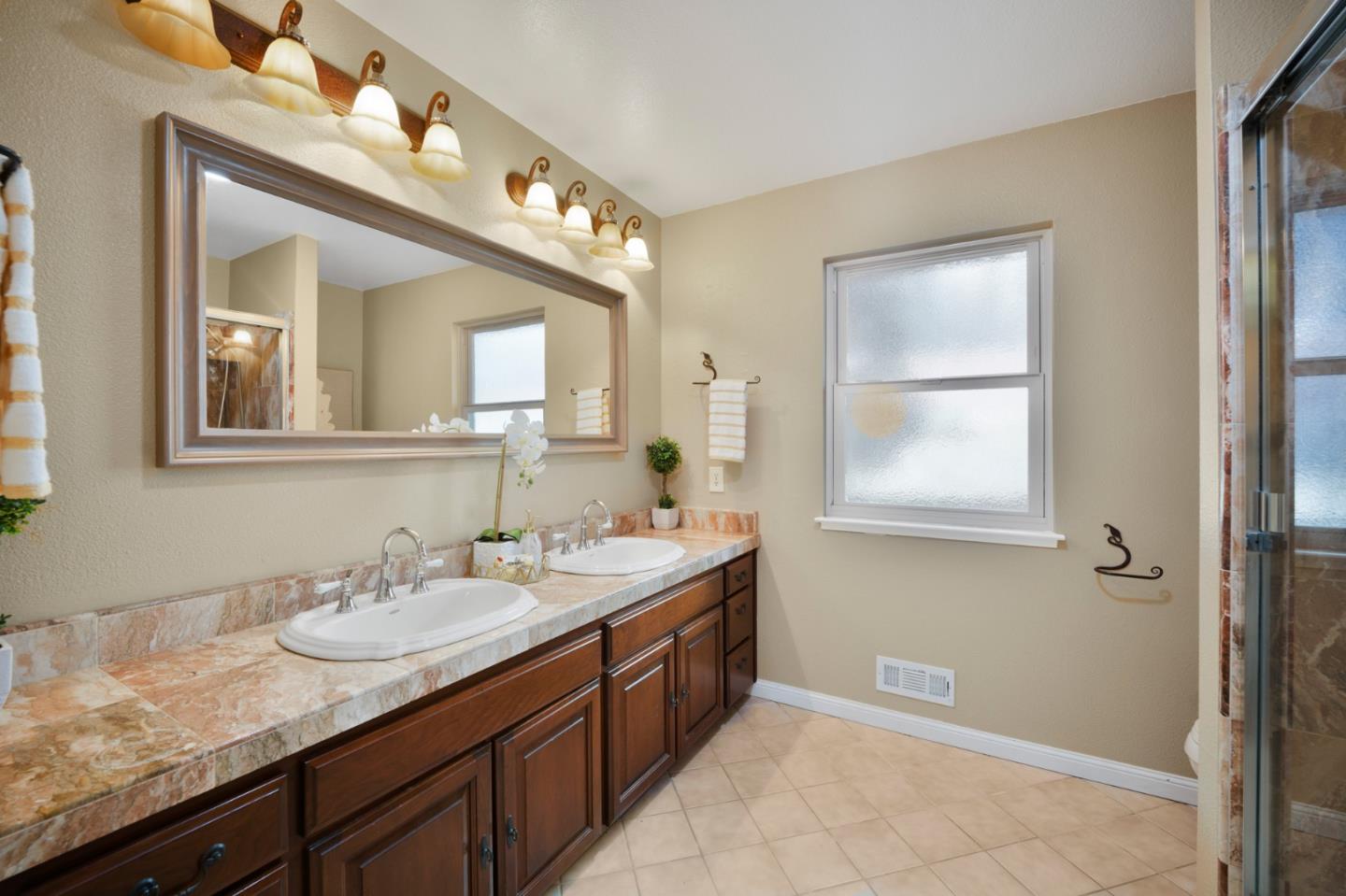 Detail Gallery Image 39 of 48 For 16715 Cerro Vista Drive, Morgan Hill,  CA 95037 - 3 Beds | 2 Baths