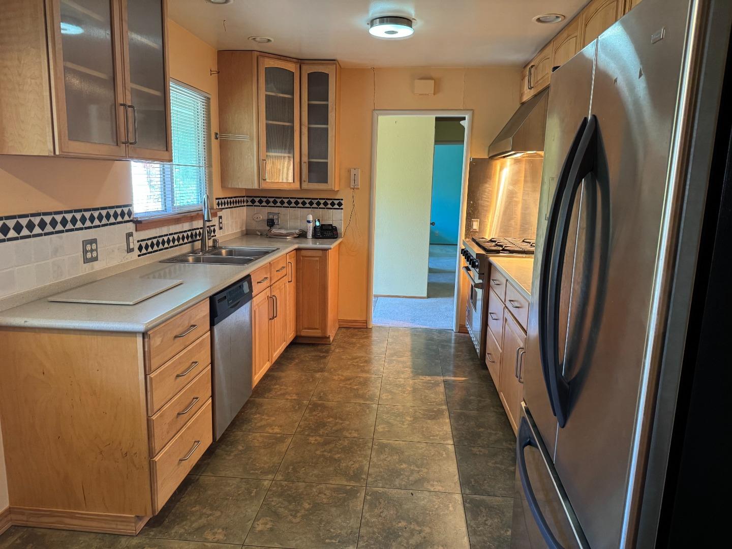 Detail Gallery Image 3 of 5 For 97 Belleau Ave, Atherton,  CA 94027 - 3 Beds | 2 Baths