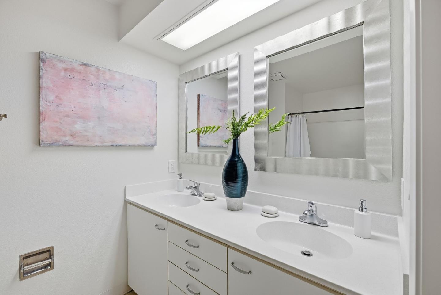 Detail Gallery Image 20 of 30 For 181 Ada Ave #29,  Mountain View,  CA 94043 - 2 Beds | 2/1 Baths