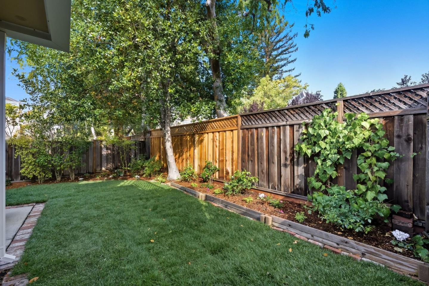 Detail Gallery Image 25 of 30 For 181 Ada Ave #29,  Mountain View,  CA 94043 - 2 Beds | 2/1 Baths