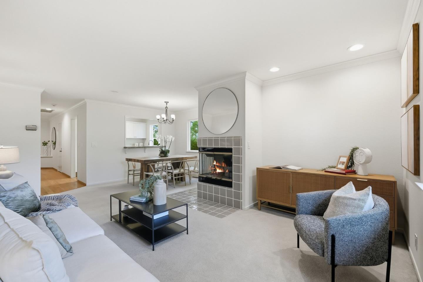 Detail Gallery Image 3 of 30 For 181 Ada Ave #29,  Mountain View,  CA 94043 - 2 Beds | 2/1 Baths