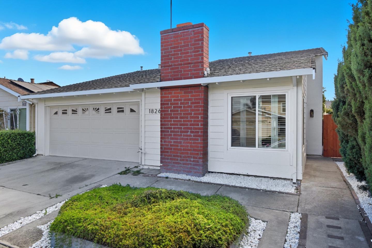 Detail Gallery Image 3 of 36 For 1826 Perrone Cir, San Jose,  CA 95116 - 3 Beds | 2 Baths