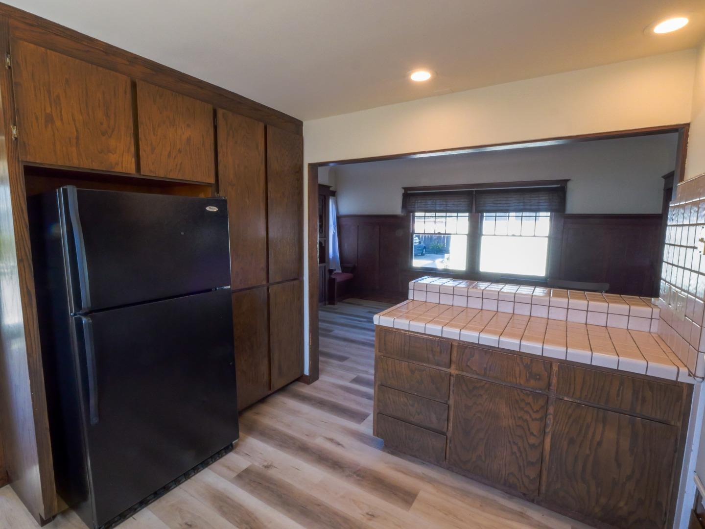 Detail Gallery Image 17 of 42 For 441 Center St, Watsonville,  CA 95076 - 6 Beds | 3/2 Baths