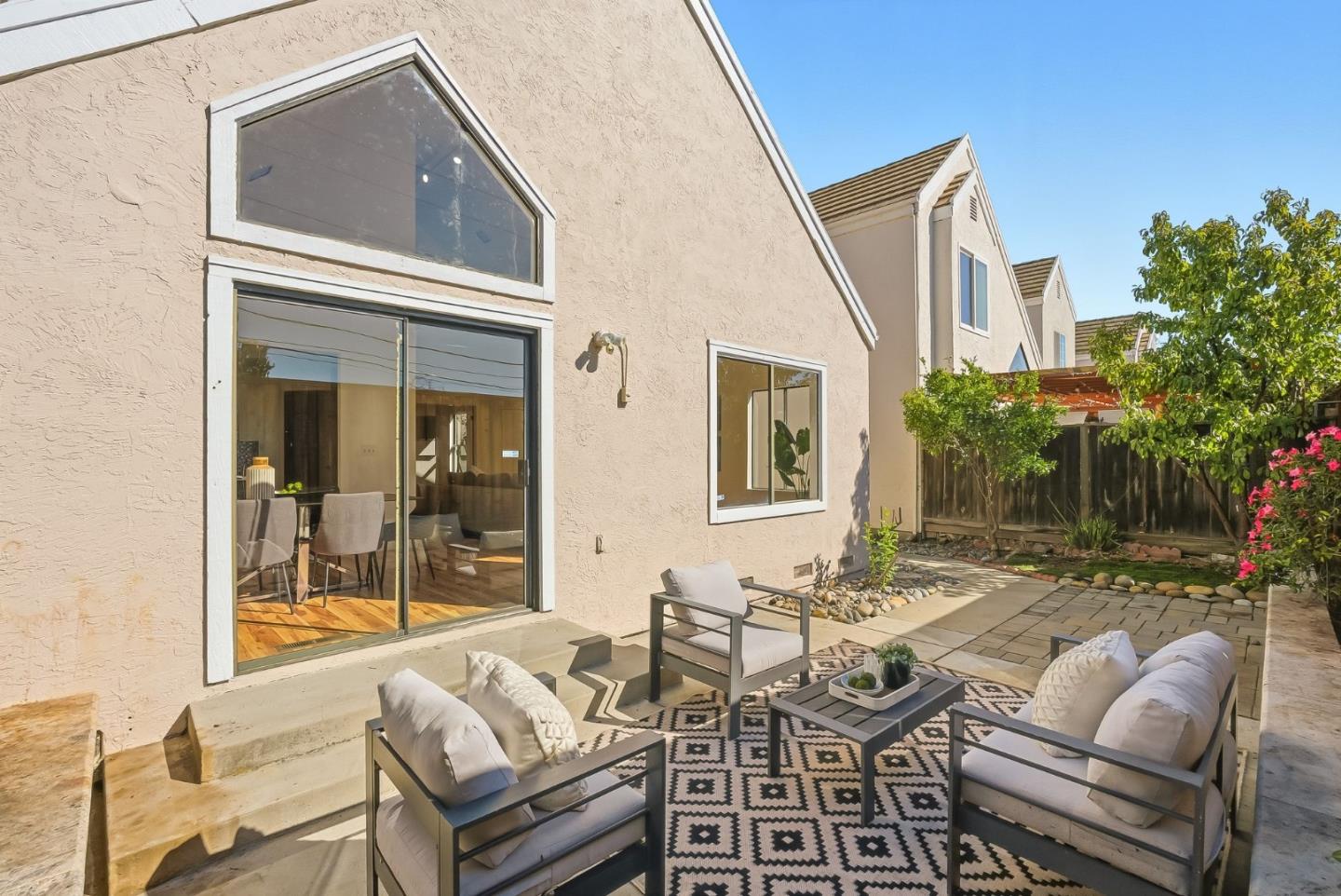 Detail Gallery Image 39 of 46 For 468 Glenmoor Cir, Milpitas,  CA 95035 - 4 Beds | 3 Baths