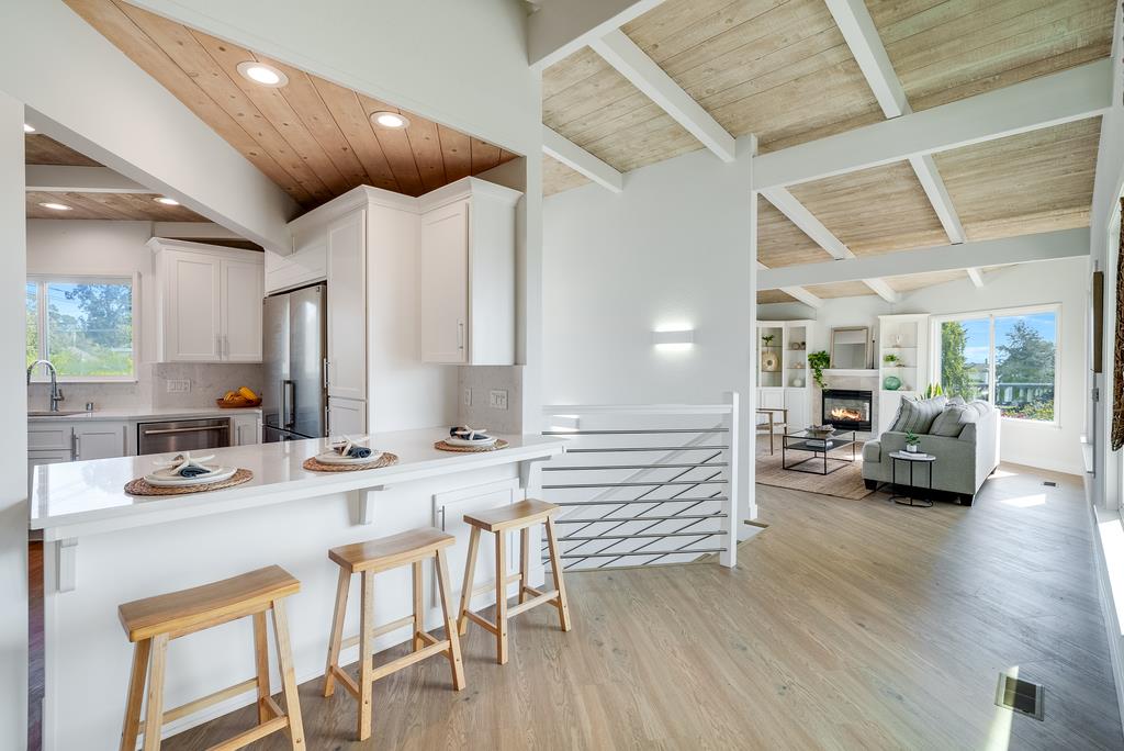 Detail Gallery Image 11 of 45 For 105 Granada Dr, Aptos,  CA 95003 - 3 Beds | 2 Baths