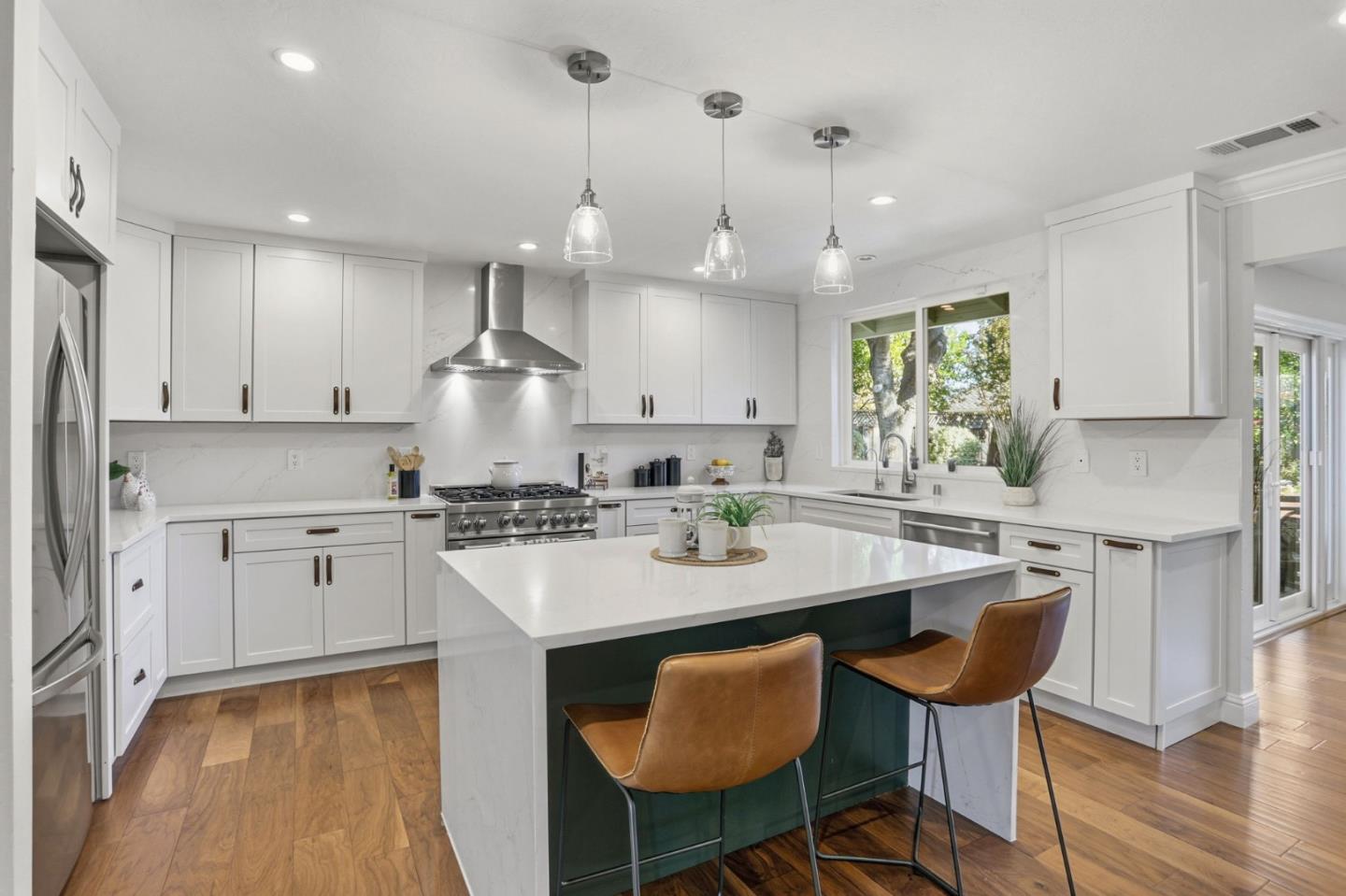 Detail Gallery Image 10 of 46 For 2716 Lansford Ave, San Jose,  CA 95125 - 4 Beds | 3 Baths