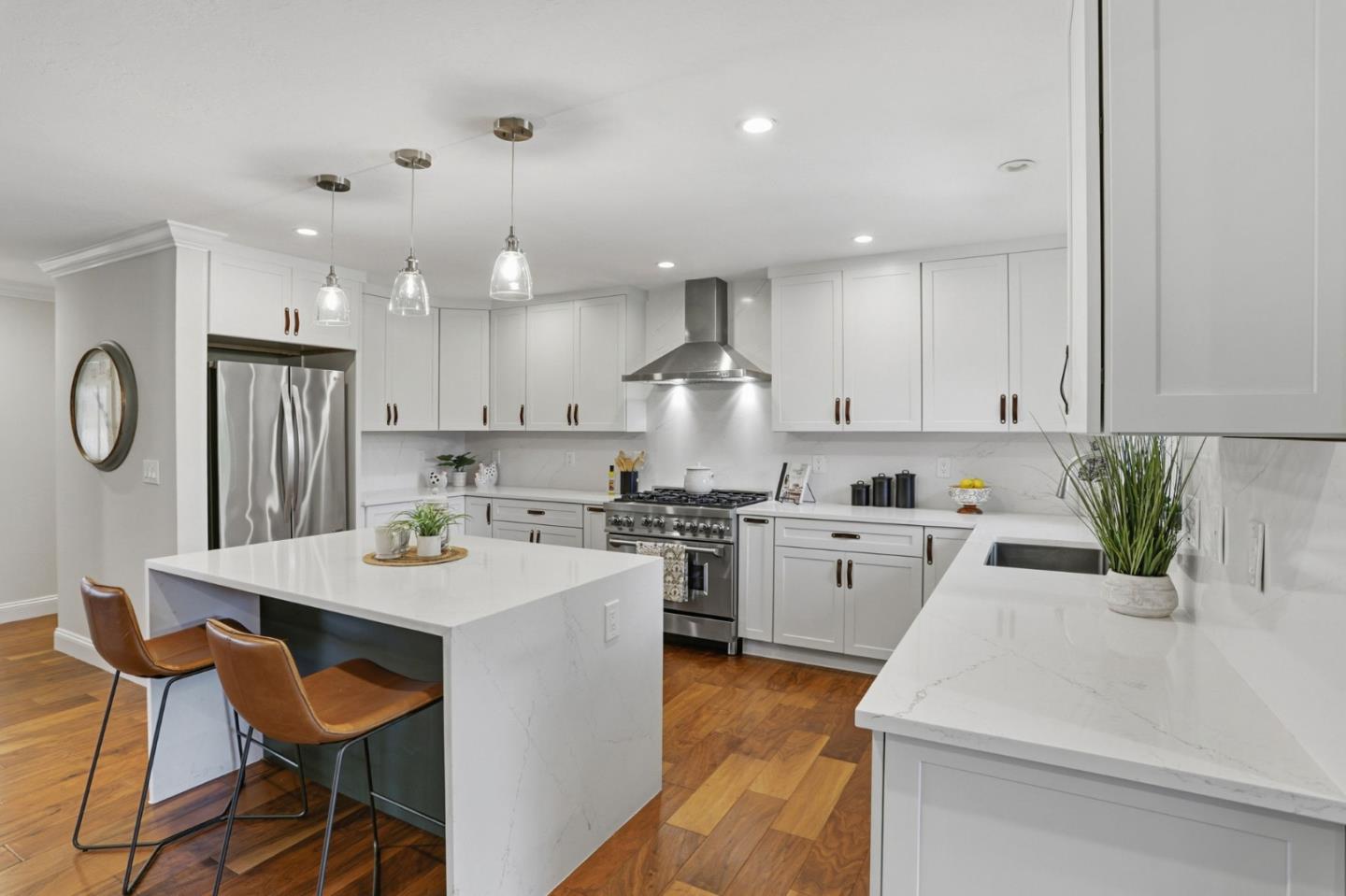 Detail Gallery Image 12 of 46 For 2716 Lansford Ave, San Jose,  CA 95125 - 4 Beds | 3 Baths