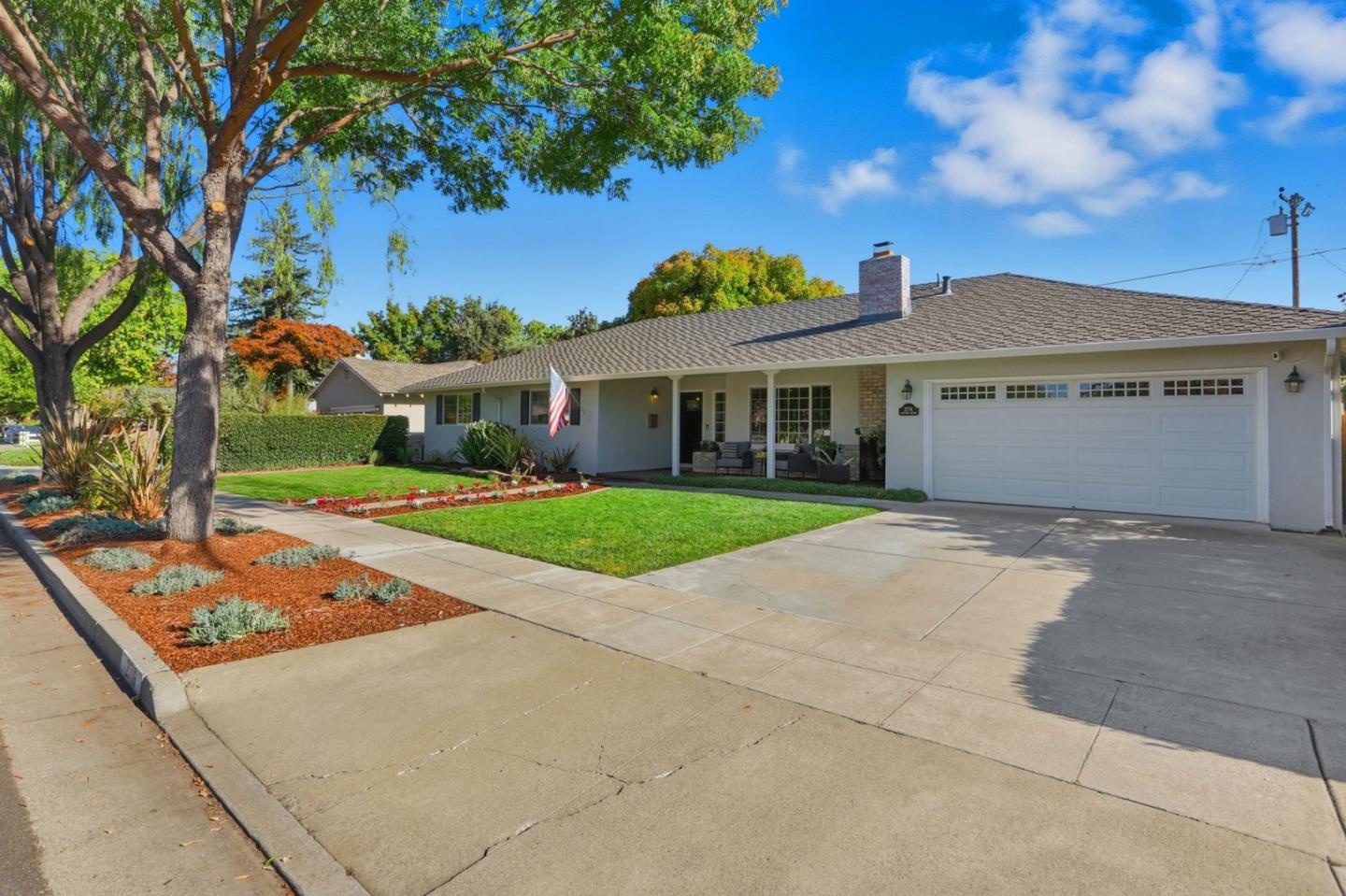 Detail Gallery Image 3 of 46 For 2716 Lansford Ave, San Jose,  CA 95125 - 4 Beds | 3 Baths