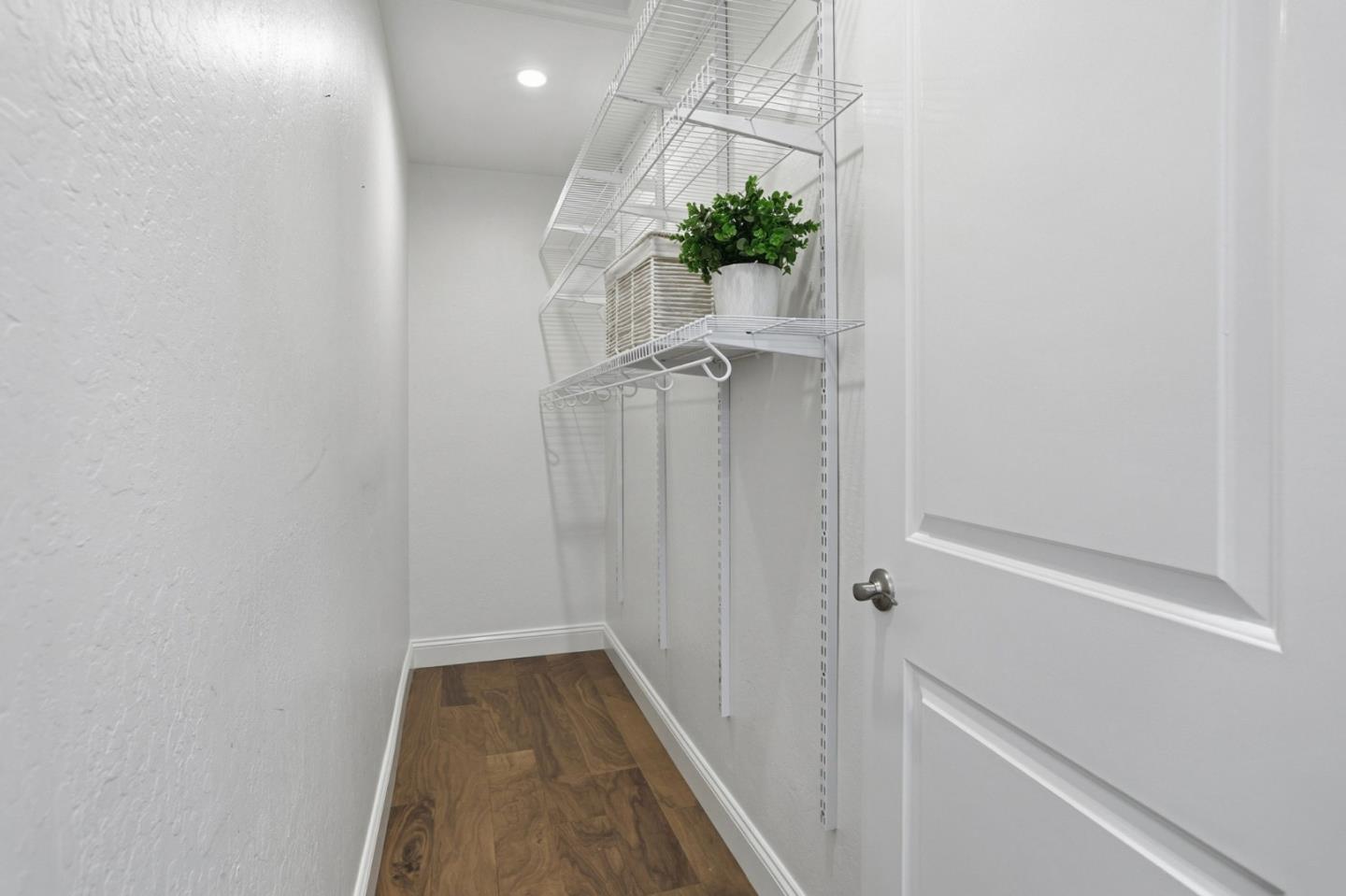 Detail Gallery Image 35 of 46 For 2716 Lansford Ave, San Jose,  CA 95125 - 4 Beds | 3 Baths