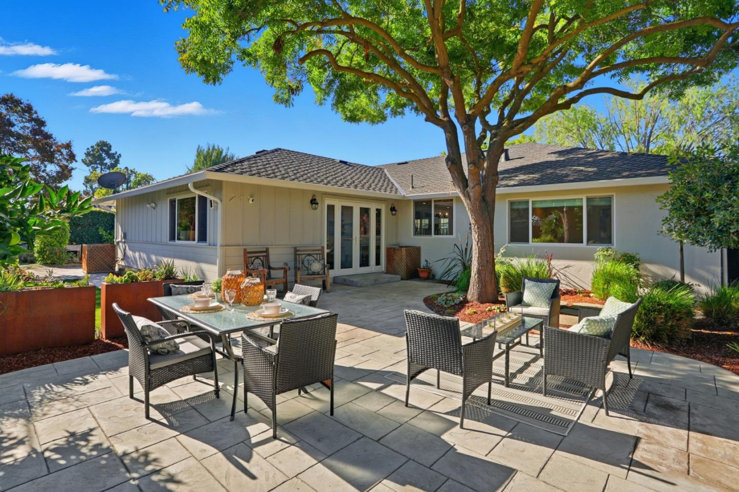 Detail Gallery Image 37 of 46 For 2716 Lansford Ave, San Jose,  CA 95125 - 4 Beds | 3 Baths