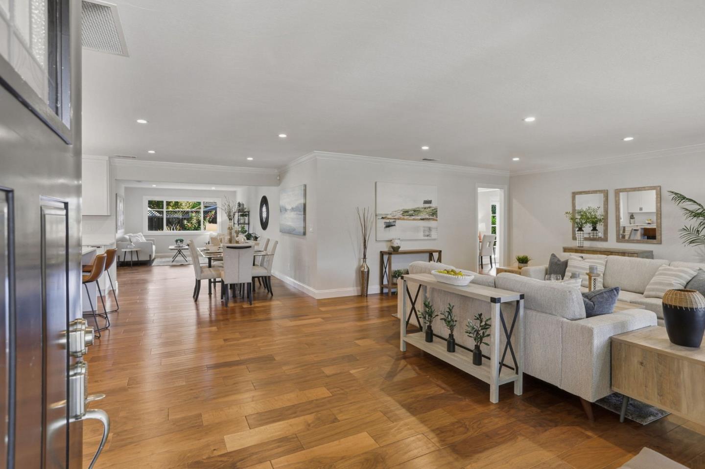 Detail Gallery Image 6 of 46 For 2716 Lansford Ave, San Jose,  CA 95125 - 4 Beds | 3 Baths