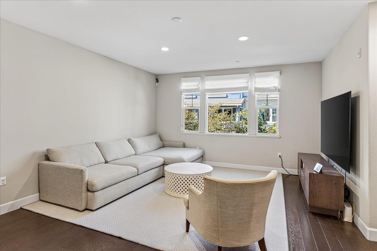 107 LEMMON TER, SUNNYVALE, CA 94086  Photo 8