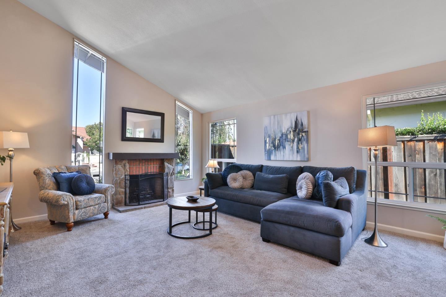 Detail Gallery Image 5 of 36 For 2314 Oak Flat Rd, San Jose,  CA 95131 - 3 Beds | 2 Baths