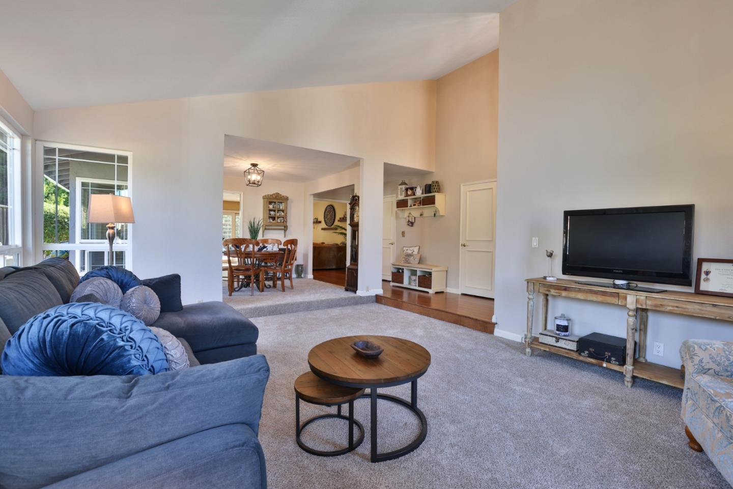 Detail Gallery Image 6 of 36 For 2314 Oak Flat Rd, San Jose,  CA 95131 - 3 Beds | 2 Baths