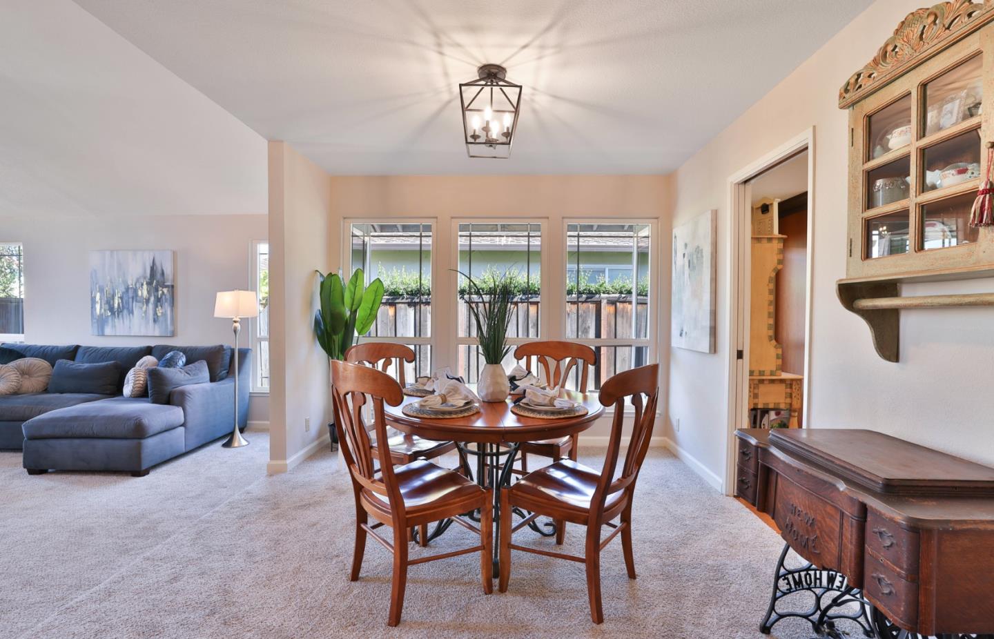 Detail Gallery Image 8 of 36 For 2314 Oak Flat Rd, San Jose,  CA 95131 - 3 Beds | 2 Baths