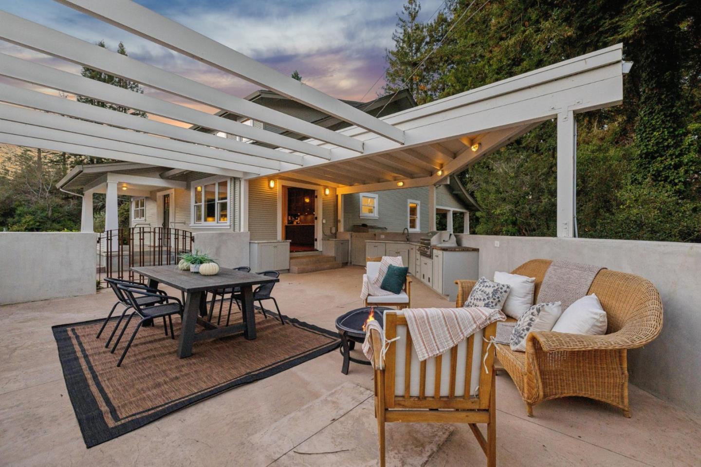 Detail Gallery Image 107 of 116 For 653 Larkin Valley Rd, Watsonville,  CA 95076 - 5 Beds | 4 Baths