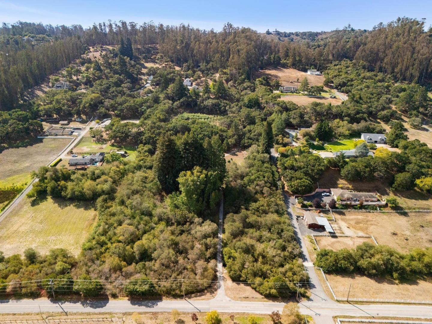 Detail Gallery Image 114 of 116 For 653 Larkin Valley Rd, Watsonville,  CA 95076 - 5 Beds | 4 Baths