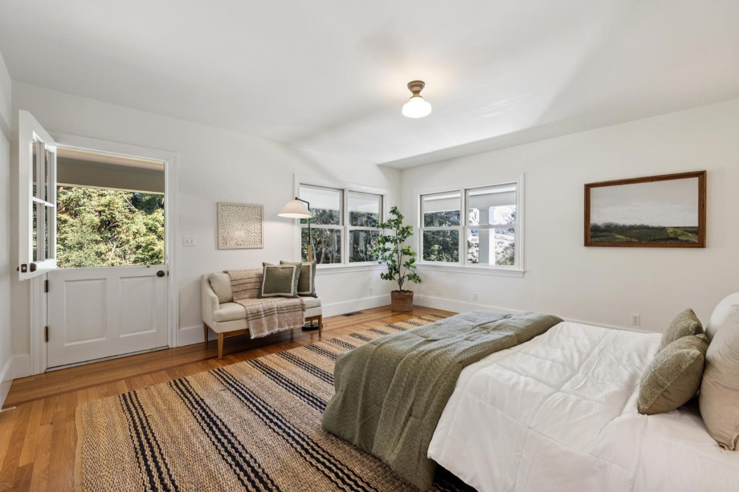 Detail Gallery Image 21 of 116 For 653 Larkin Valley Rd, Watsonville,  CA 95076 - 5 Beds | 4 Baths