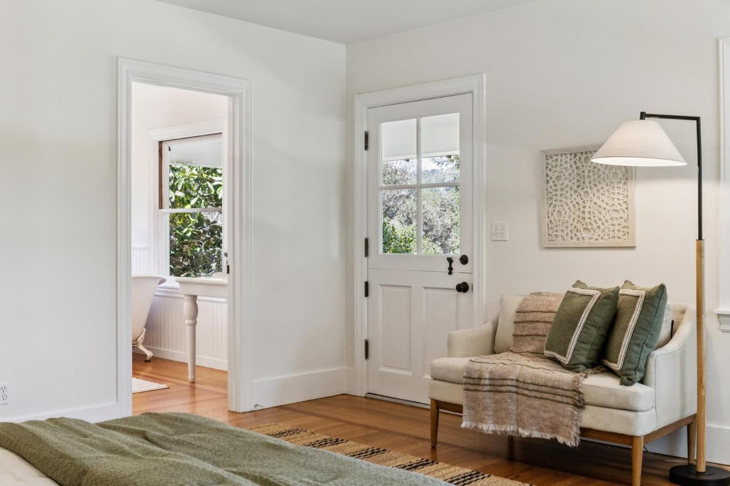 Detail Gallery Image 26 of 116 For 653 Larkin Valley Rd, Watsonville,  CA 95076 - 5 Beds | 4 Baths