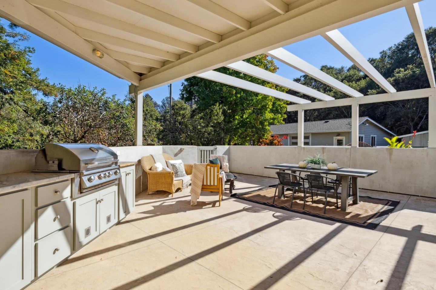 Detail Gallery Image 62 of 116 For 653 Larkin Valley Rd, Watsonville,  CA 95076 - 5 Beds | 4 Baths