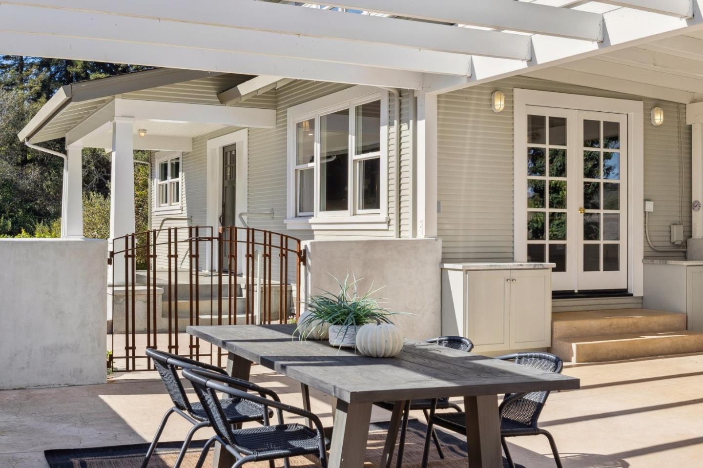 Detail Gallery Image 64 of 116 For 653 Larkin Valley Rd, Watsonville,  CA 95076 - 5 Beds | 4 Baths