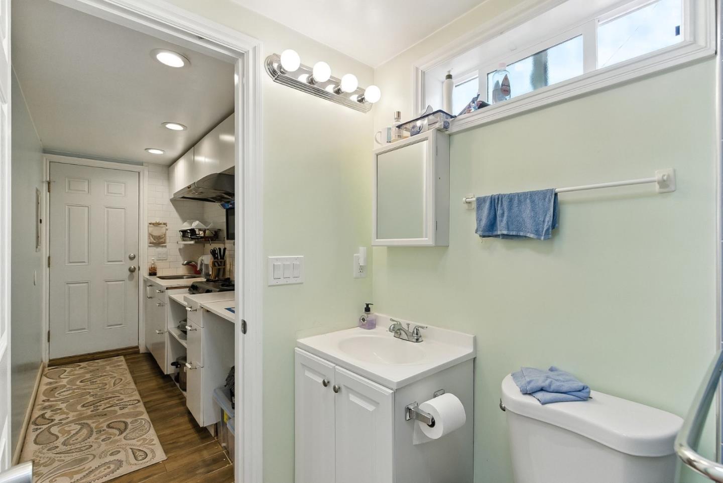 Detail Gallery Image 48 of 72 For 54 Eastwood Dr, San Francisco,  CA 94112 - 6 Beds | 6 Baths