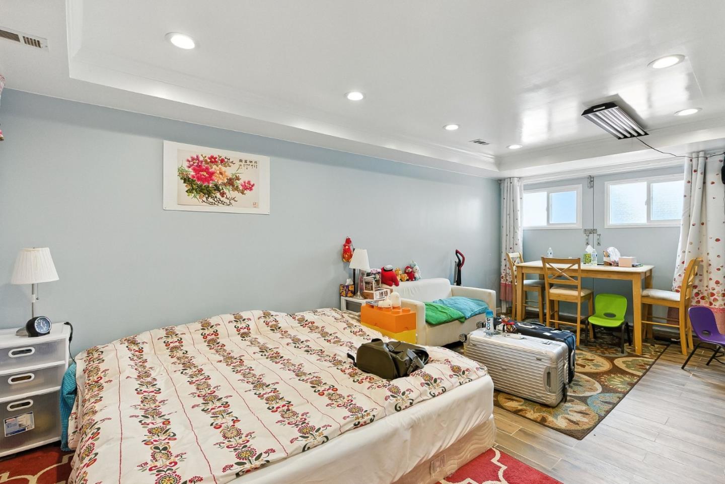 Detail Gallery Image 51 of 72 For 54 Eastwood Dr, San Francisco,  CA 94112 - 6 Beds | 6 Baths