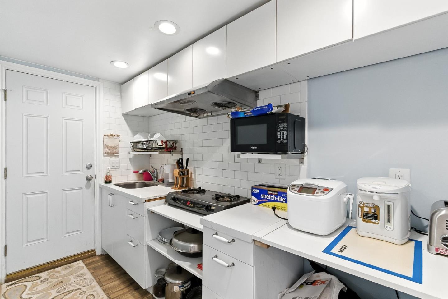 Detail Gallery Image 54 of 72 For 54 Eastwood Dr, San Francisco,  CA 94112 - 6 Beds | 6 Baths