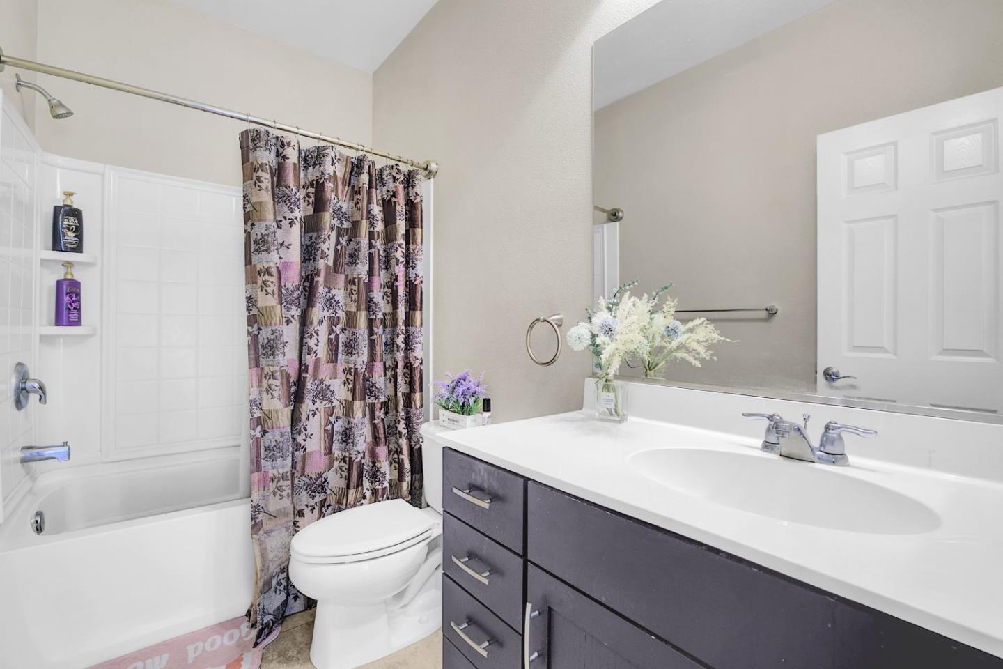 Detail Gallery Image 20 of 37 For 7934 Spanish Oak Cir, Gilroy,  CA 95020 - 3 Beds | 2/1 Baths