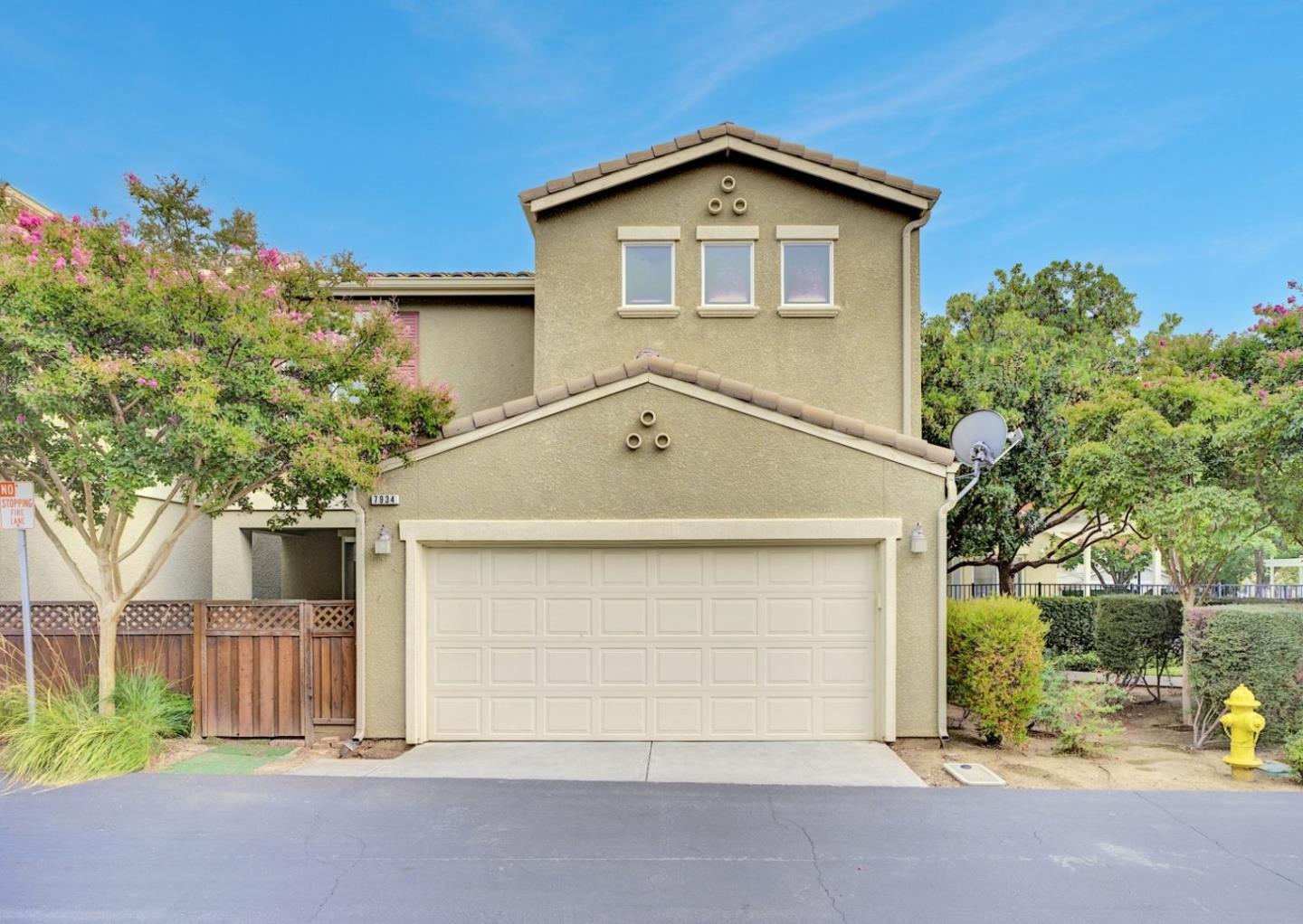 Detail Gallery Image 29 of 37 For 7934 Spanish Oak Cir, Gilroy,  CA 95020 - 3 Beds | 2/1 Baths