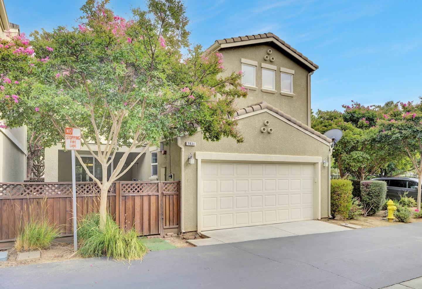 Detail Gallery Image 30 of 37 For 7934 Spanish Oak Cir, Gilroy,  CA 95020 - 3 Beds | 2/1 Baths