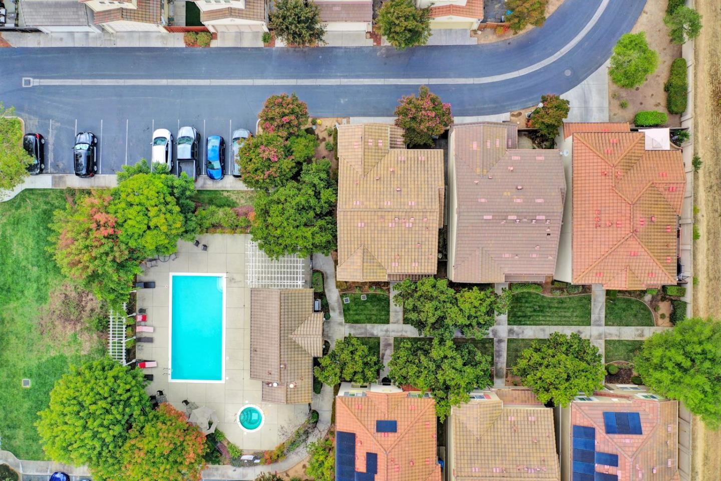 Detail Gallery Image 36 of 37 For 7934 Spanish Oak Cir, Gilroy,  CA 95020 - 3 Beds | 2/1 Baths