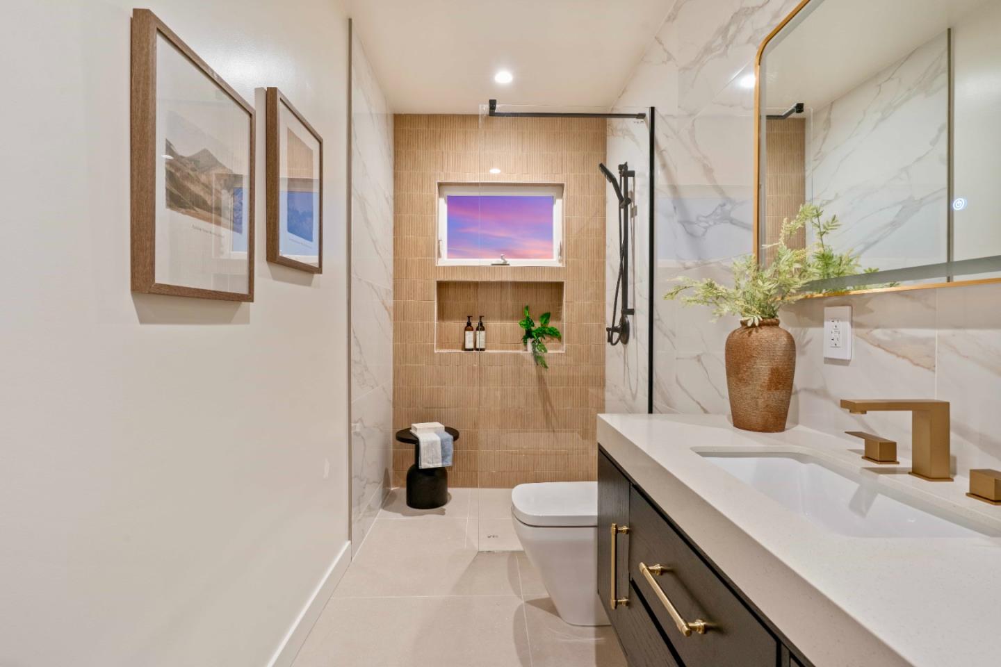 Detail Gallery Image 26 of 58 For 1563 43rd Ave, San Francisco,  CA 94122 - 3 Beds | 4/1 Baths