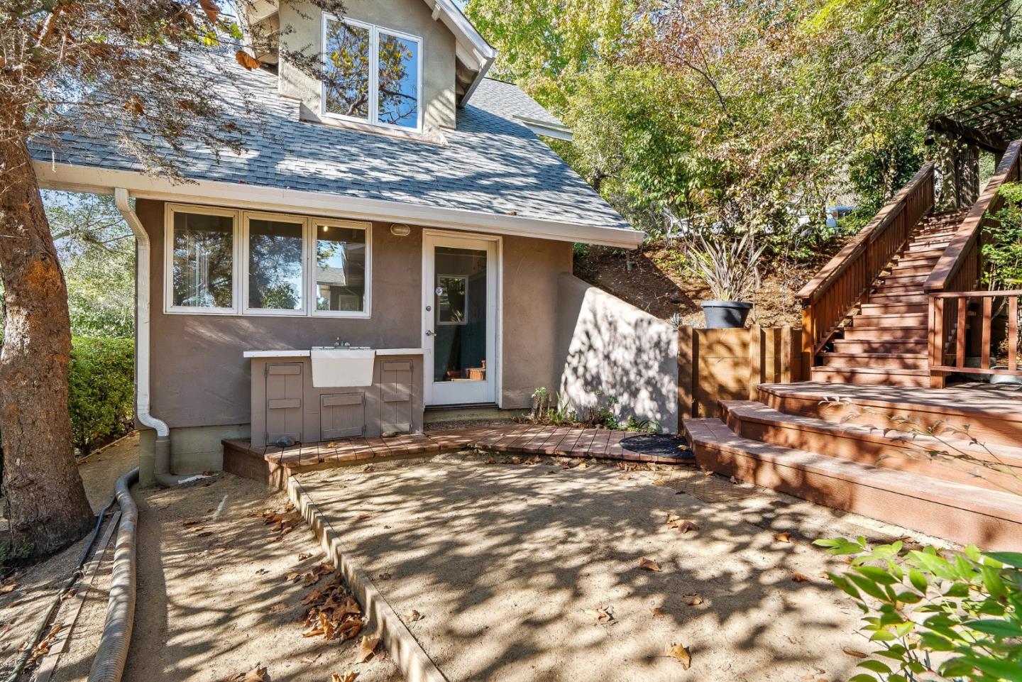 Detail Gallery Image 55 of 60 For 2222 Ocean Street Ext, Santa Cruz,  CA 95060 - 4 Beds | 3 Baths