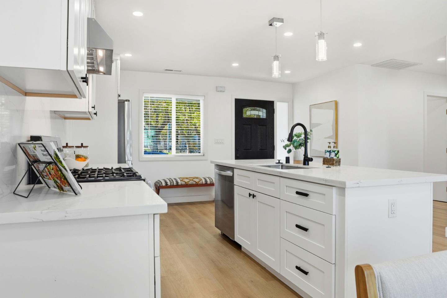 Detail Gallery Image 14 of 32 For 252 N Fremont St, San Mateo,  CA 94401 - 3 Beds | 1 Baths