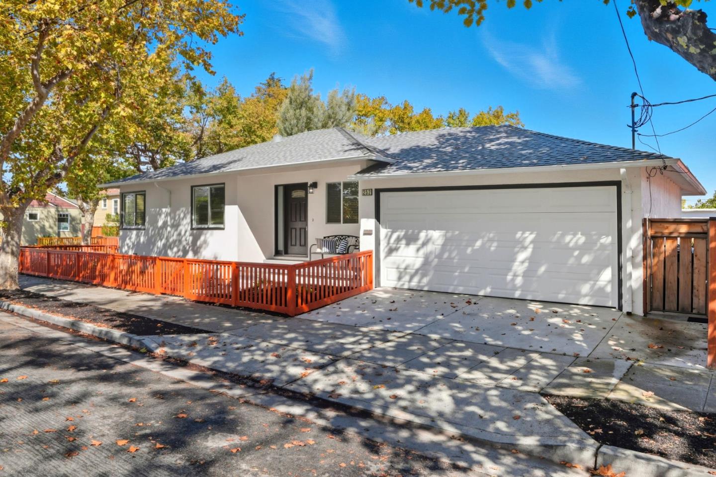 Detail Gallery Image 2 of 32 For 252 N Fremont St, San Mateo,  CA 94401 - 3 Beds | 1 Baths