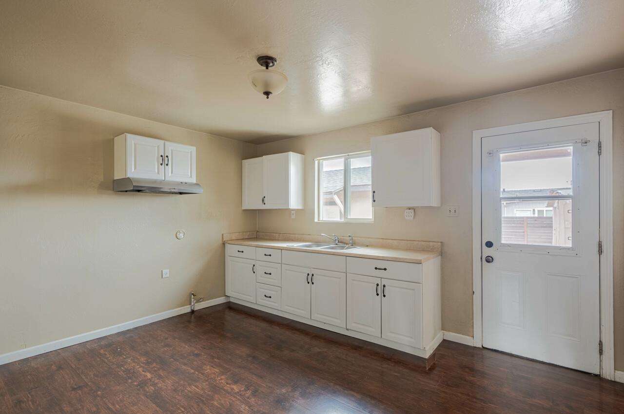 Detail Gallery Image 10 of 37 For 420 Front Bridgevale Rd, Hollister,  CA 95023 - 4 Beds | 2 Baths