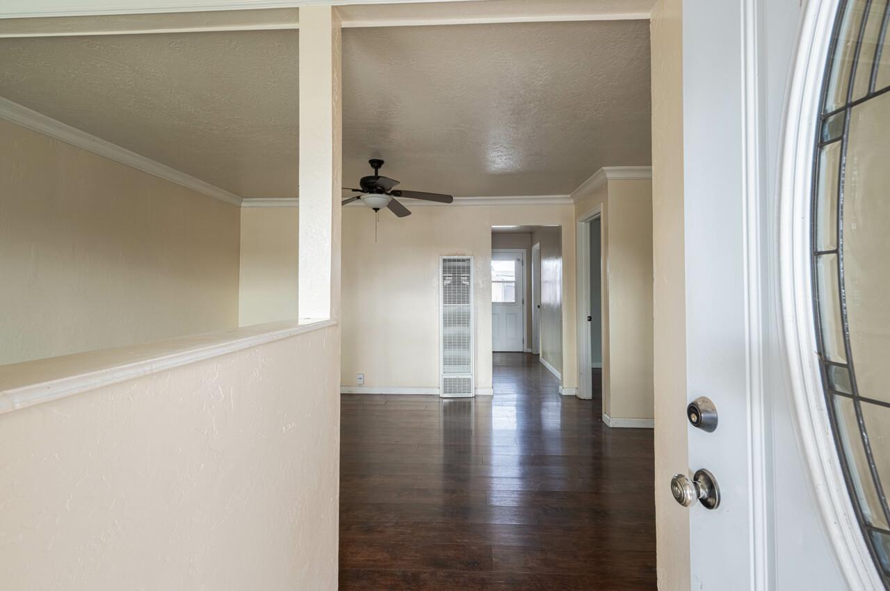 Detail Gallery Image 6 of 37 For 420 Front Bridgevale Rd, Hollister,  CA 95023 - 4 Beds | 2 Baths