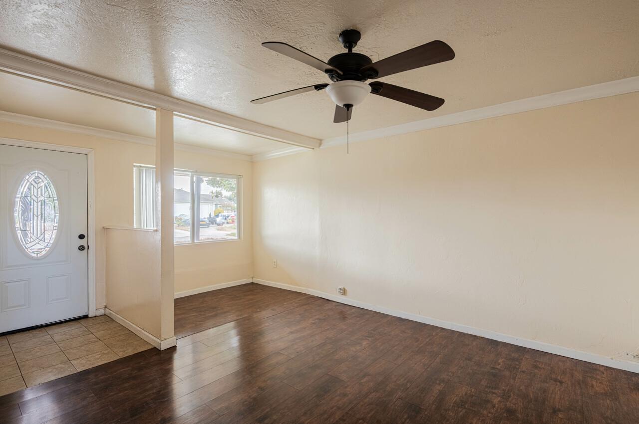 Detail Gallery Image 7 of 37 For 420 Front Bridgevale Rd, Hollister,  CA 95023 - 4 Beds | 2 Baths