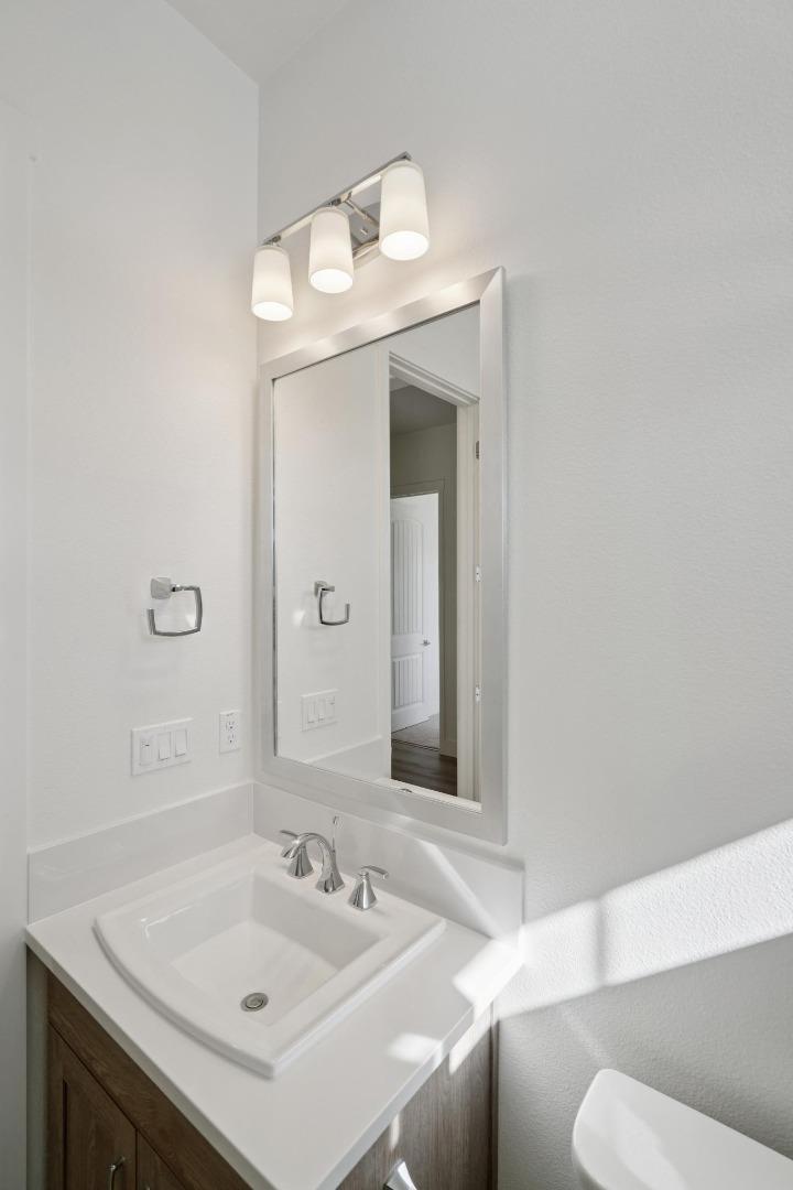 Detail Gallery Image 7 of 41 For 605 Santa Ynez Way, Marina,  CA 93933 - 4 Beds | 3 Baths