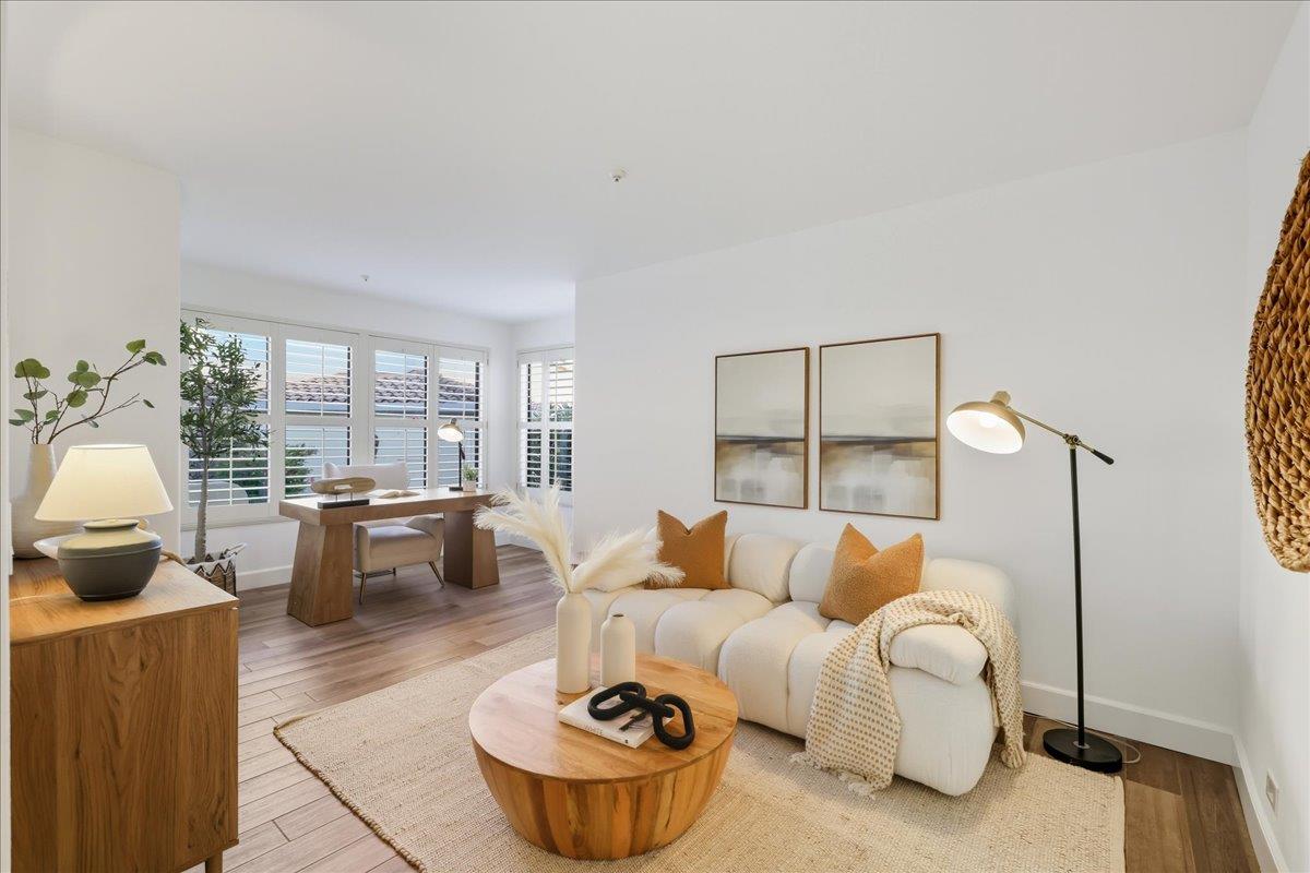 Detail Gallery Image 12 of 32 For 17 Iris Ln, San Carlos,  CA 94070 - 3 Beds | 2/1 Baths